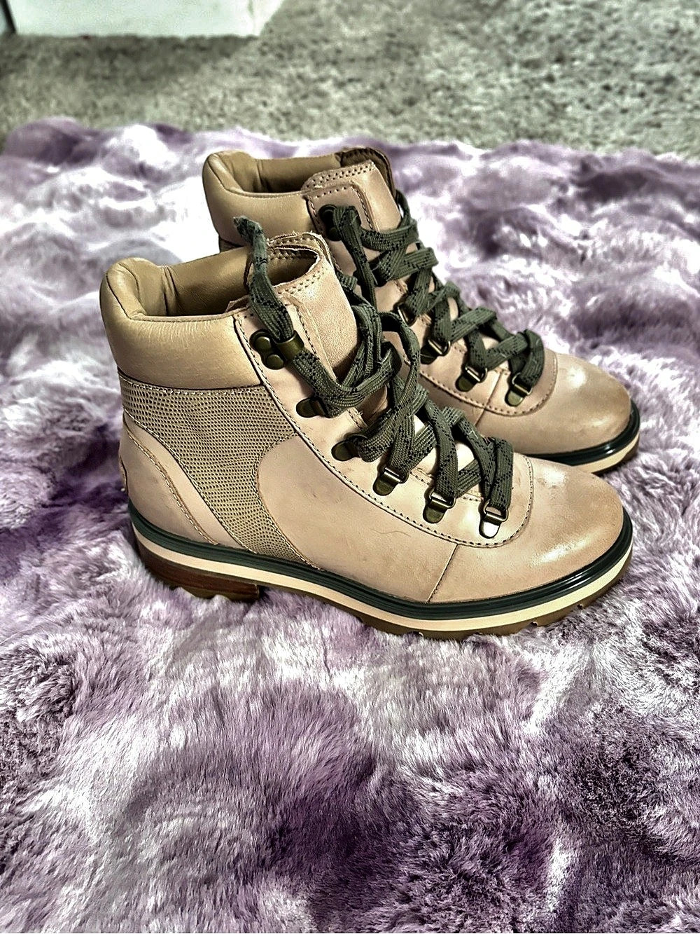 Korel Women's High Top Sneakers Beige US 7